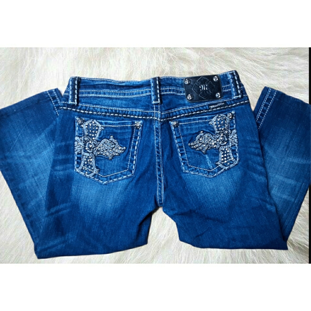 Miss Me Capri Embellished Jeans Size 29